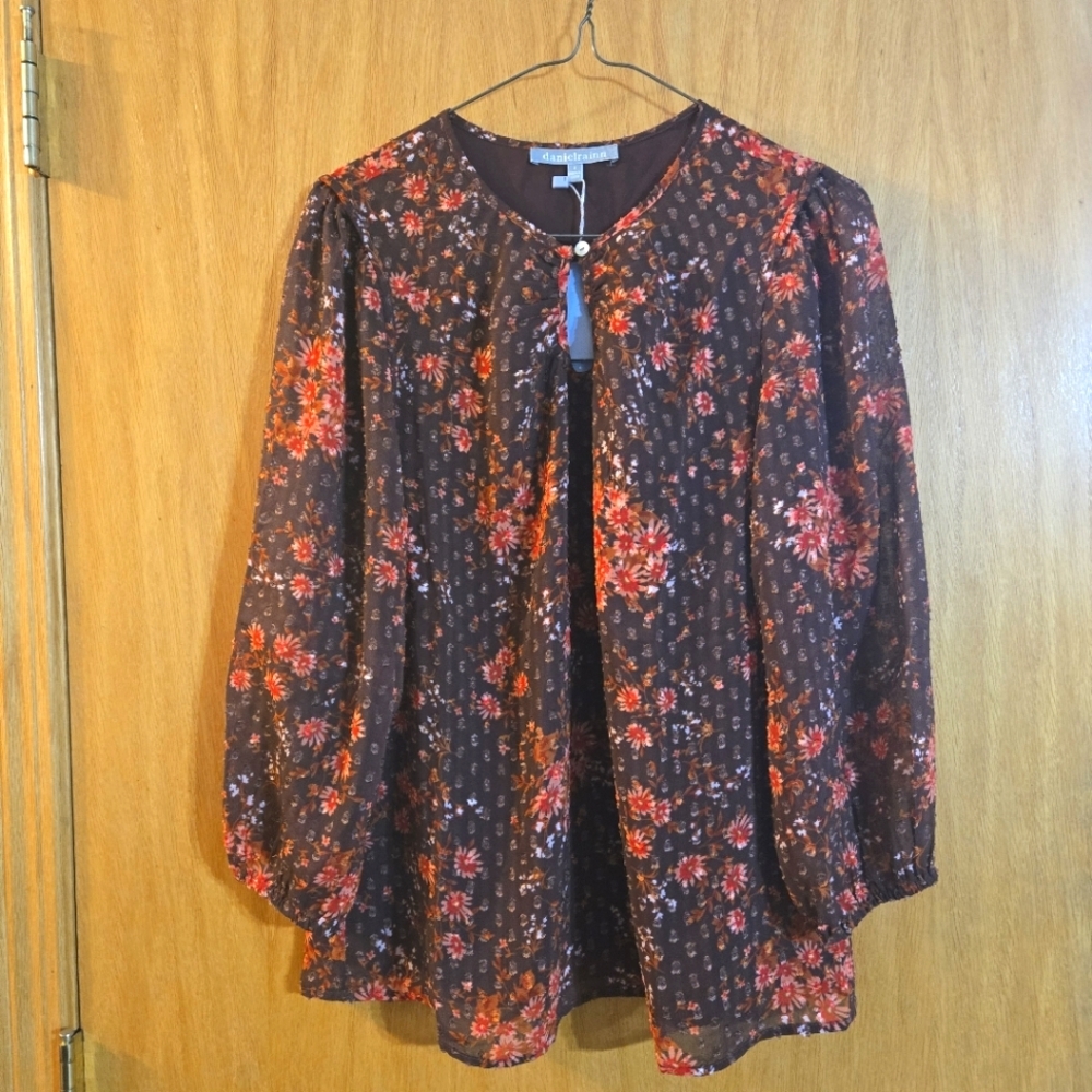 Daniel Rainn Floral Keyhole Blouse NWT